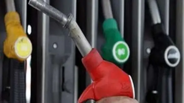 اطلاعیه مهم/ تحویل بنزین فقط با کارت سوخت !