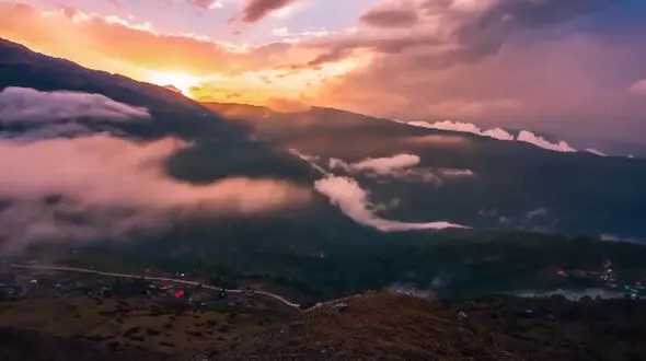 ببینید / نماهنگ انرژی بخش از طبیعت بکر "هراز" با همخوانی گروه رستاک + فیلم 