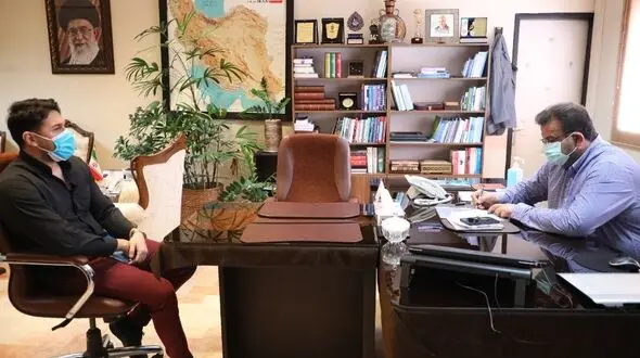 دیدار استاندار با کاشف مازندرانی باکتری جدید تایید شده در مرکز بیوتکنولوژی امریکا