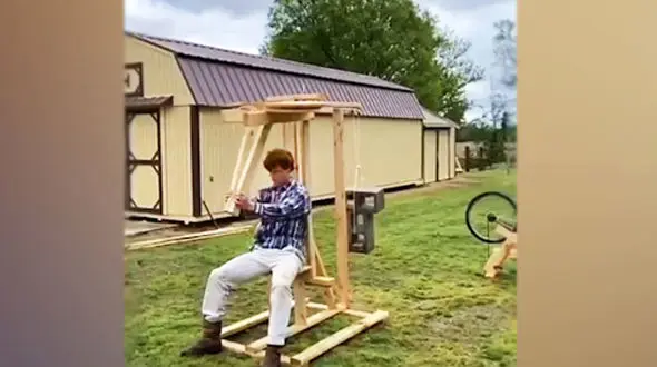 وسایل بدنسازی چوبی هم ساخته شد + فیلم