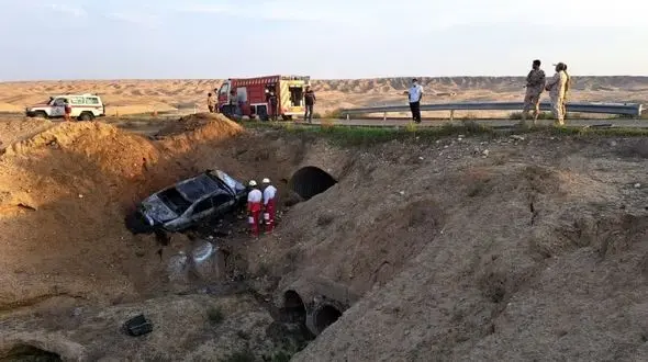 2 عکس از سمند سوخته شده در جاده گنبد کاووس / 2 مرد زنده زنده سوختند