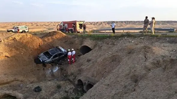 2 عکس از سمند سوخته شده در جاده گنبد کاووس / 2 مرد زنده زنده سوختند
