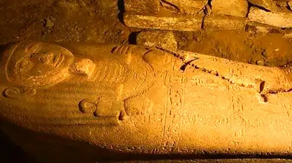 رونمایی مصر از تابوت عجیب چندین هزار ساله !