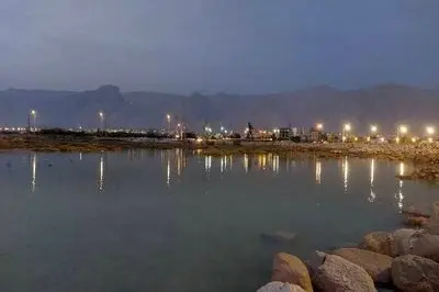 درخواست مردم:  توقف عملیات خاک‌ریزی و بتن‌ریزی در خورهای کنگان + فیلم