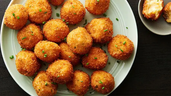  توپک سیب زمینی با سس پیازچه فینگرفودی فوری + طرز تهیه