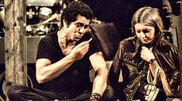 فیلم علت اصلی جدایی بهروز وثوقی و  گوگوش از زبان خودشان ! / مسافرت های زیاد و ...