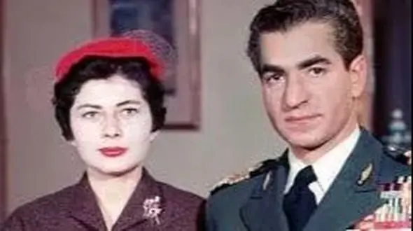 عکس سفر در زمان /  محمدرضا پهلوی و ملکه ثریا در پیست اسکی آبعلی سال ۱۳۳۱ 