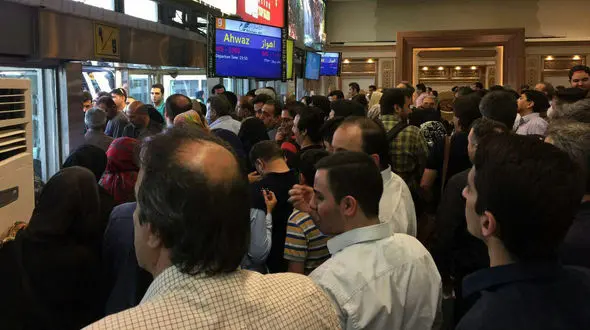 تاخیر ۸ ساعته پرواز تهران-مشهد ماهان + عکس 