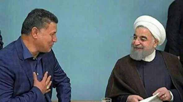 عکس ها / یادی کنیم از  ضیافت شام حسن روحانی برای علی دایی در یک رستوران شیک/  بوسه علی دایی بر پیشانی رئیس جمهور سابق و مرد سیاست پرحاشیه این روزها ...