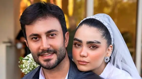 فیلم عروسی لوکس محیا خانم بلاگر مشهور با داماد ثروتمند تبریزی  /  لباس‌های عجیب و غریب عروس و داماد ... هر لباس گرانی زیبا نیست ! / داماد میگه صاحب کل تبریزه ...