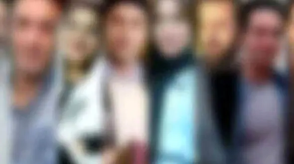 چهره مشهور حامی سلبریتی‌های معترض شد! / از روی حساب و کتاب حرف نمی زنند!