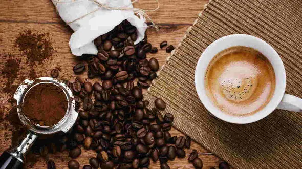 فواید قهوه و مضرات این نوشیدنی پرطرفدار