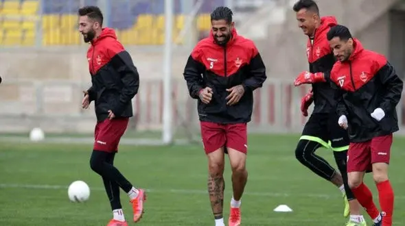 پیشنهاد وسوسه کننده مالی؛ مدافع پرسپولیس در مسیر جدایی؟