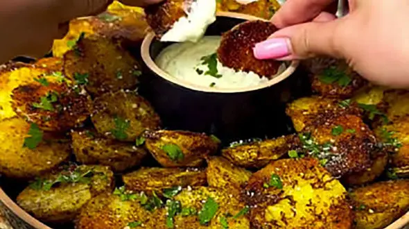 خوشمزه ترین و فوری ترین سیب زمینی تنوری رو درست کن + فیلم