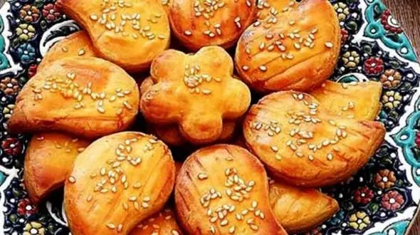 نان کره ای قزوین چطور تهیه می شود؟+ فیلم