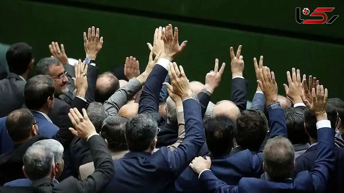 علت مخالفت تندروها با مذاکره منافع شخصی است