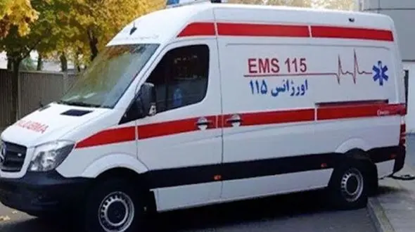 حمله بیمار به امدادگران اورژانس با به هوش آمدن در آمبولانس / در زابل رخ داد