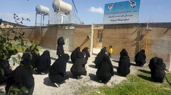 تحصن مربیان پیش دبستانی ایذه + عکس