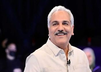فیلم آواز دلنشین مهران مدیری  در یک مراسم  باشکوه ! / خدش هم چه رقص بابا کرمی میکنه  !