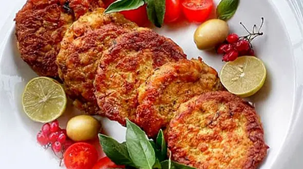 طرز تهیه کتلت مرغ رژیمی+ فیلم