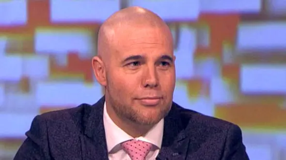 اسلام ستیز معروف مسلمان شد 