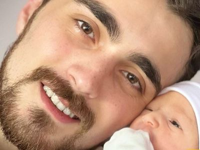 آغوش پدرانه سیداحمد خمینی برای دختر نازش ایران خانوم + عکس های خانوادگی و همسر زیبایش !