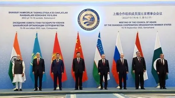 اساسنامه پیمان شانگهای، تجارت بدون دلار و یورو