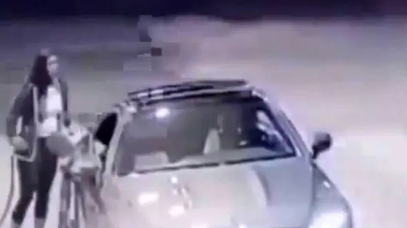 واکنش فوق العاده یک زن شجاع در مقابل سارق + فیلم