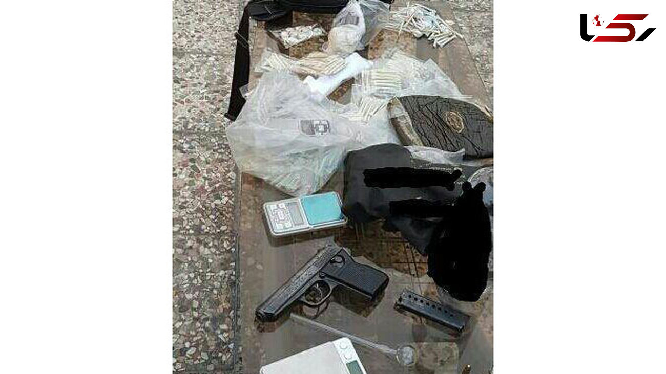 کشف اسلحه و هرویین از منزل مواد فروش بوشهری