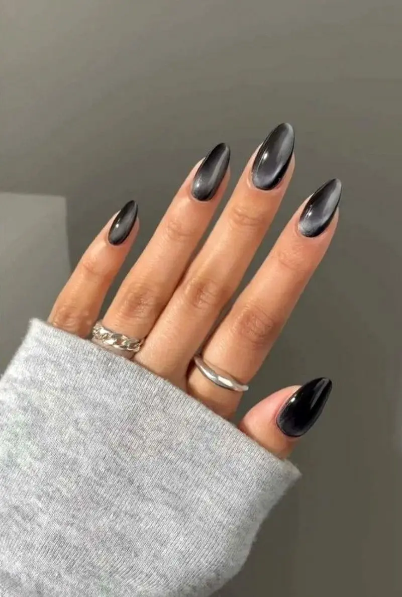 مدل ناخن آیس | جذاب ترین مدل ناخن آیس از آبنباتی تا سرامیکی برای نوروز ۱۴۰۵ روی ناخن های کوتاه و بلند دخترانه و عروسانه که خیلی باکلاس و خاصه!