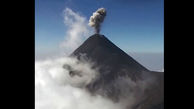 تصاویری کم نظیر از دهانه آتشفشان در گواتمالا +فیلم