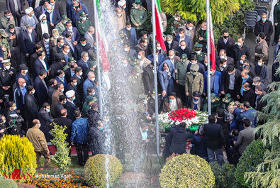  مراسم تشییع شهید فخری زاده با حضور فرماندهان عالی نیرو‌های مسلح صبح دوشنبه ۱۰ آذر ۱۳۹۹ در ستاد وزارت دفاع‎ برگزار شد. 