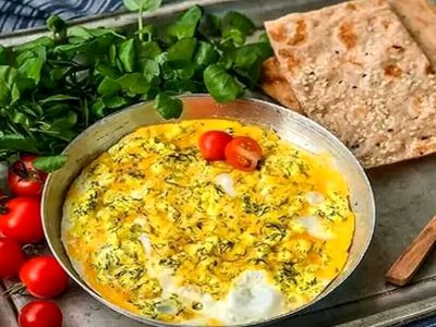 طرز تهیه پنیر برشته شمالی؛ غذای عالی با پنیر محلی و تخم‌ مرغ