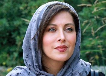 عکس  / رونمایی مهتاب کرامتی از هک طلسم هک  روی دستانش /  طلسم عاشقانه فارسی و عربی : کیف یکفرون بالله ... بی صالحی باید و دل ....