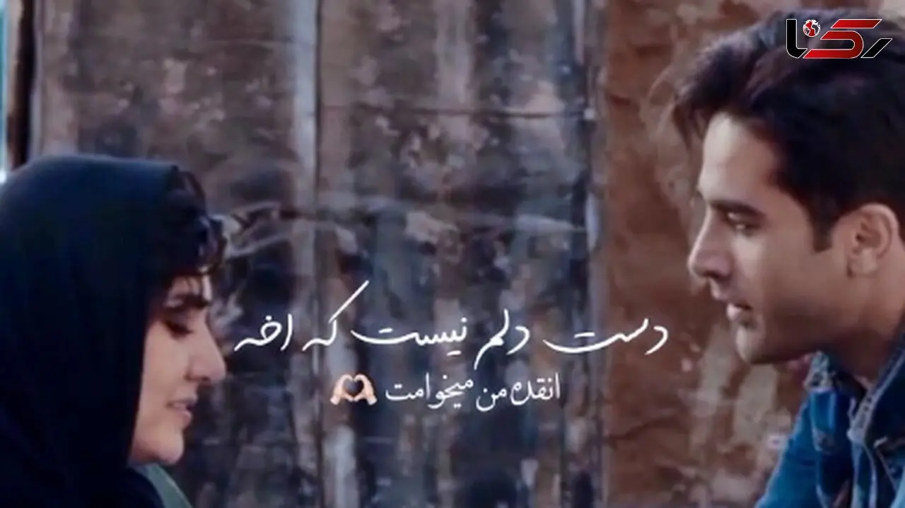 (فیلم) ذوق و شوق آرمان درویش از تعریف و تمجید باران کوثری از او در پشت صحنه ملکه گدایان / سکانس بخیه با حس و حال آرمان خوب دراومد ...