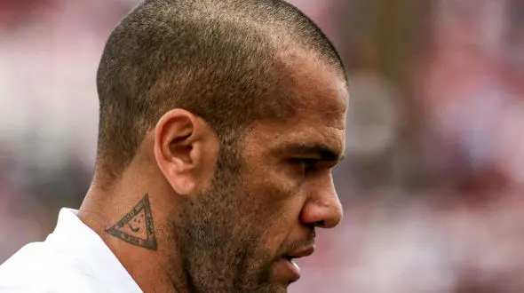 دنی آلوز به‌خاطر همسرش اعتصاب غذا کرد!