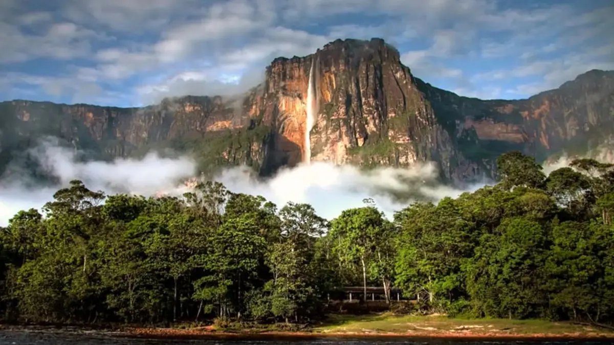 سفر به بلندترین آبشار جهان جادوی آنجل