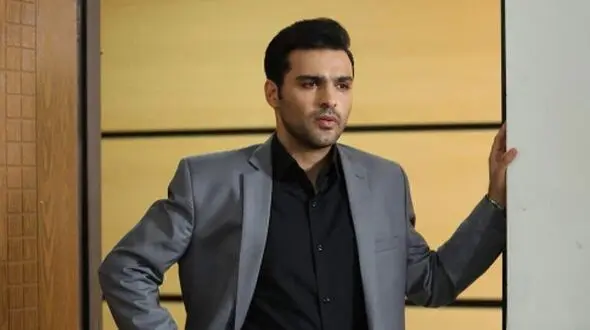 سامان صفاری بازیگر سریال ناریا: برای برخی سکانس ها نزد قهرمان آسیا کیک بوکس یاد گرفتم اما پخش نشد! کاش از همان اول میگفتند...