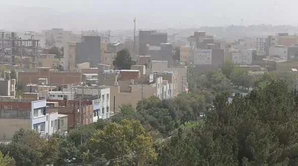 هوای جاجرم بسیار ناسالم شد/تغییر رنگ آسمان شهر به رنگ بنفش 