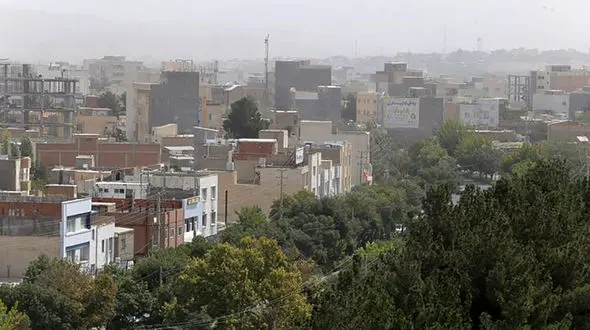 هوای جاجرم بسیار ناسالم شد/تغییر رنگ آسمان شهر به رنگ بنفش 