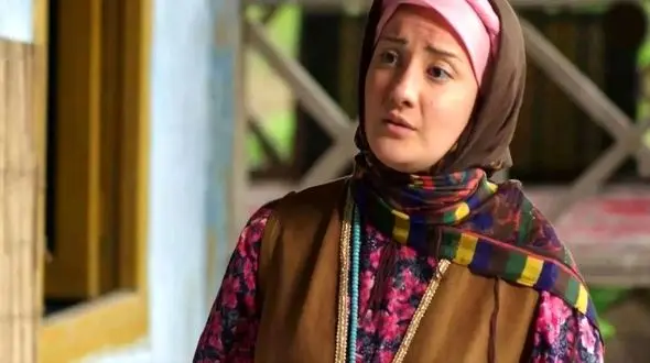 قاب  متفاوت از چهره مدرن مرجان متقی که مخاطبان را شوکه کرد / فرانکِ سریال سوجان در ۳۲ سالگی