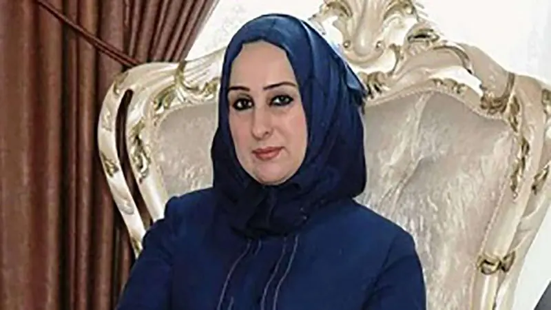 ارتباط کثیف برادر وزیر آموزش باعث یک استعفا شد