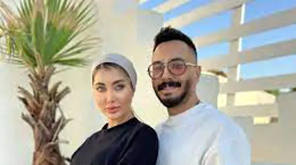 عجیب ترین عکس جذاب ترین عروس سال 1401 ایران ! / اولین عید پردیس فاطمی  و آقای خواننده ! 