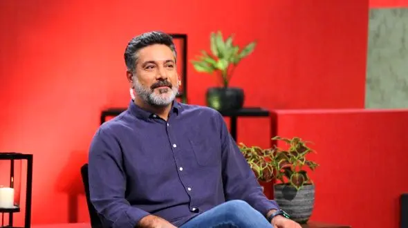 رونمایی حمیدرضا پگاه از همسر فوق جوانش + عکس های خاص آقای بازیگر در کنار خانواده