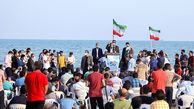  احمدی نژاد ساحل بوشهر را به هم ریخت! + عکس ها