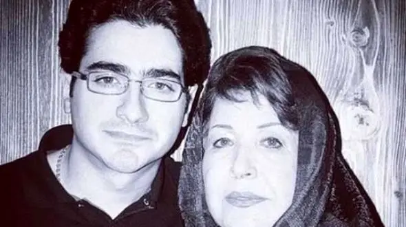 صحبت های همایون شجریان بر سر مزار مادرش