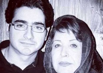 صحبت های همایون شجریان بر سر مزار مادرش