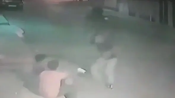 فیلم زورگیری وحشتناک از کودکان در خیابان !