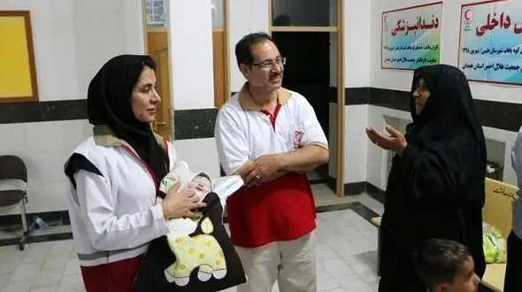 اتفاقی عجیب در کاروان نذر آب !  / 2 بامداد در طبس رخ داد+ عکس