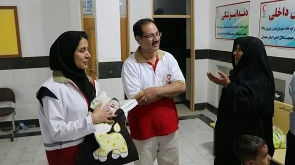 اتفاقی عجیب در کاروان نذر آب !  / 2 بامداد در طبس رخ داد+ عکس